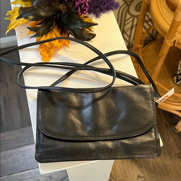 RFID Black Leather Women's Crossbody wallet - Picture 1 of 8